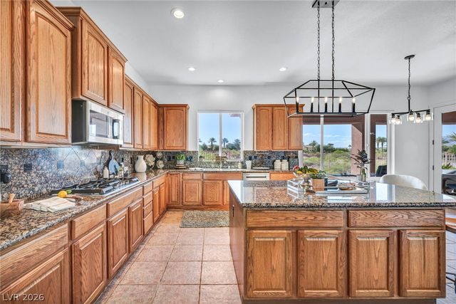 8324 Chapelle Court, Las Vegas, NV 89131