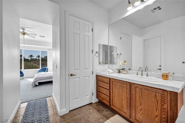 8324 Chapelle Court, Las Vegas, NV 89131