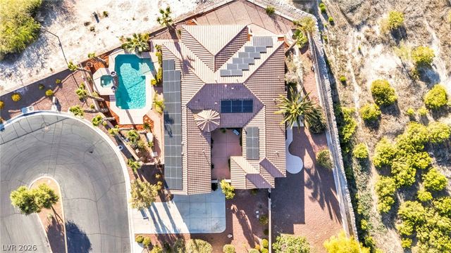 8324 Chapelle Court, Las Vegas, NV 89131