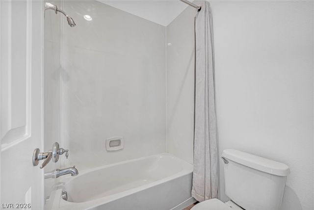 8324 Chapelle Court, Las Vegas, NV 89131