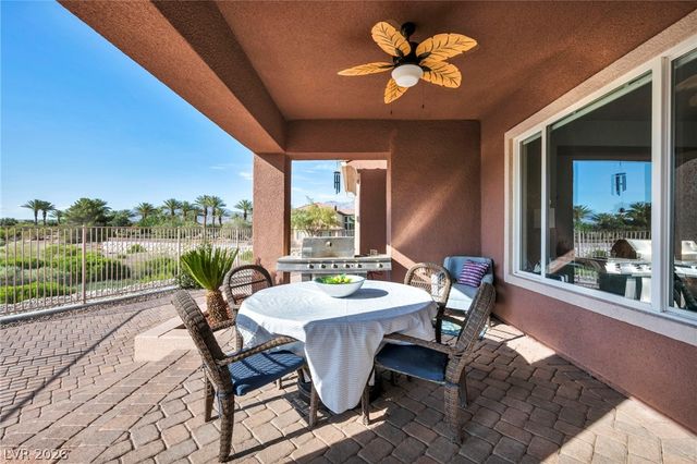 8324 Chapelle Court, Las Vegas, NV 89131