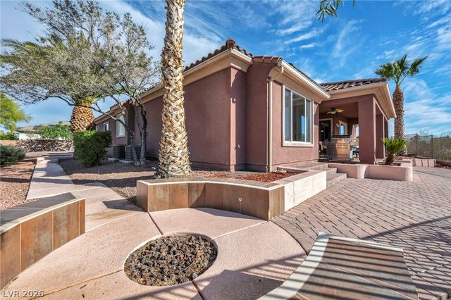 8324 Chapelle Court, Las Vegas, NV 89131