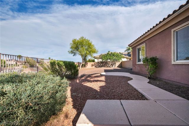 8324 Chapelle Court, Las Vegas, NV 89131