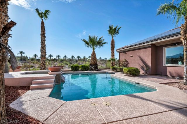 8324 Chapelle Court, Las Vegas, NV 89131