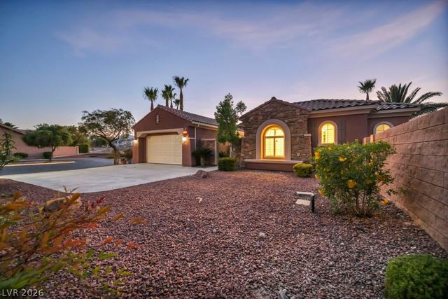 8324 Chapelle Court, Las Vegas, NV 89131