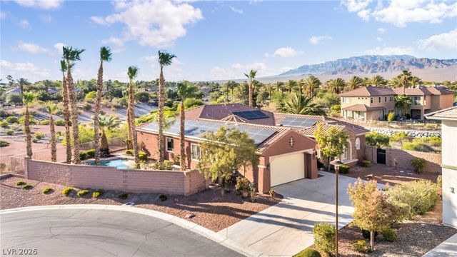 8324 Chapelle Court, Las Vegas, NV 89131
