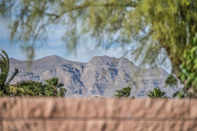 8324 Chapelle Court, Las Vegas, NV 89131
