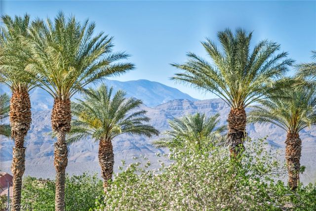 8324 Chapelle Court, Las Vegas, NV 89131