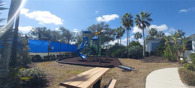 2484 MAGNOLIA CIRCLE, North Port, FL 34289