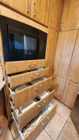 2484 MAGNOLIA CIRCLE, North Port, FL 34289