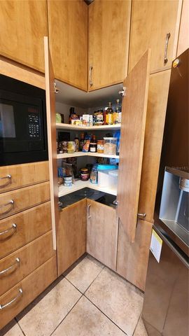 2484 MAGNOLIA CIRCLE, North Port, FL 34289