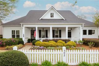 502 Navan Lane, Statham, GA 30666
