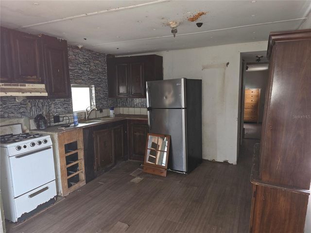 45528 PALM STREET, Paisley, FL 32767