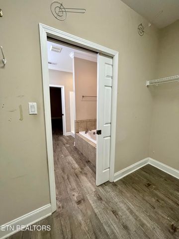 7712 Charmwood Way, Knoxville, TN 37938