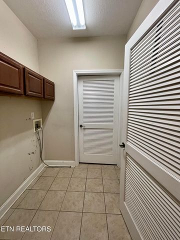 7712 Charmwood Way, Knoxville, TN 37938