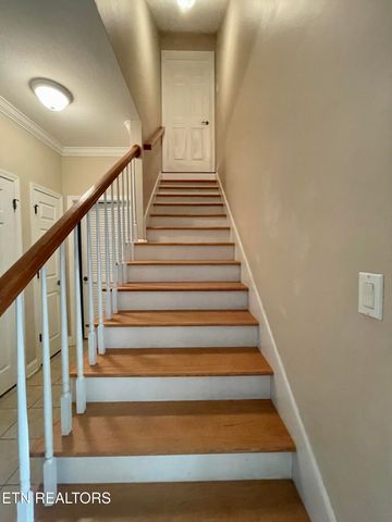 7712 Charmwood Way, Knoxville, TN 37938