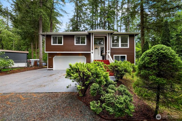 1961 Clear Valley Drive, Maple Falls, WA 98266