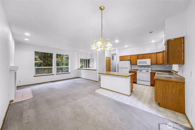 1961 Clear Valley Drive, Maple Falls, WA 98266
