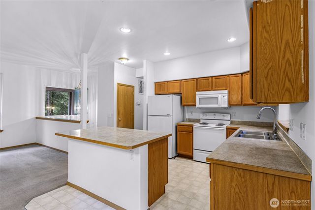 1961 Clear Valley Drive, Maple Falls, WA 98266