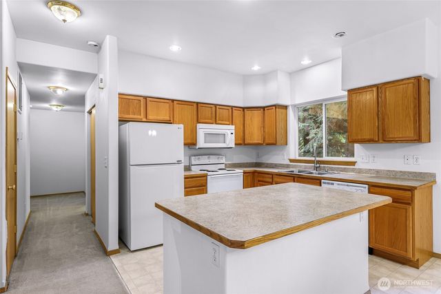 1961 Clear Valley Drive, Maple Falls, WA 98266