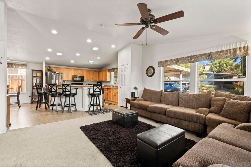 14215 Pecan Park Ln. 1, El Cajon, CA 92021 — exterior