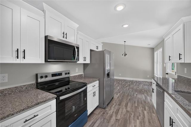 239 Lake Drive 8, Lexington, NC 27292