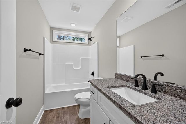 239 Lake Drive 8, Lexington, NC 27292