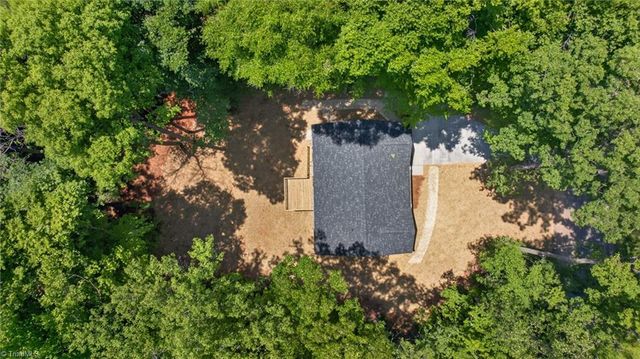 239 Lake Drive 8, Lexington, NC 27292