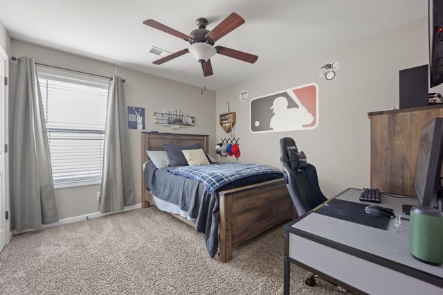 671 Salem Ridge Rd, Clarksville, TN 37040