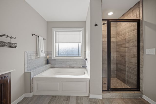 671 Salem Ridge Rd, Clarksville, TN 37040