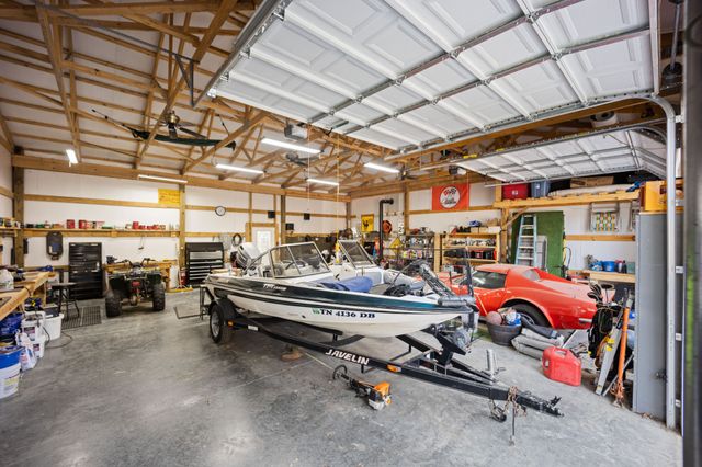 671 Salem Ridge Rd, Clarksville, TN 37040