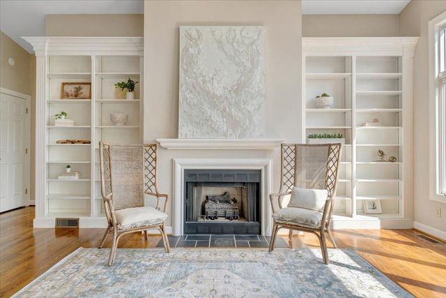 5010 Hunting Hills CIR, Roanoke, VA 24018
