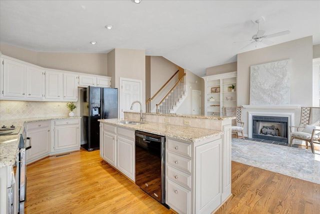 5010 Hunting Hills CIR, Roanoke, VA 24018