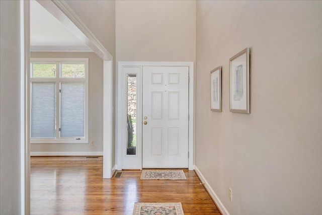 5010 Hunting Hills CIR, Roanoke, VA 24018