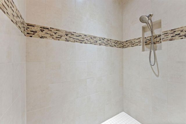 18999 MALINCHE LOOP, Spring Hill, FL 34610