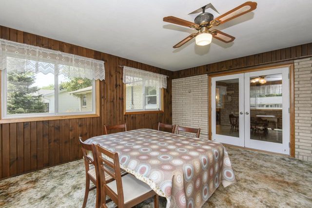 321 MacArthur DRIVE, Mukwonago, WI 53149