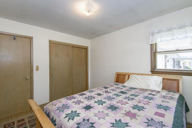 321 MacArthur DRIVE, Mukwonago, WI 53149