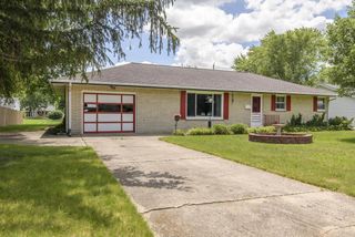 321 MacArthur DRIVE, Mukwonago, WI 53149