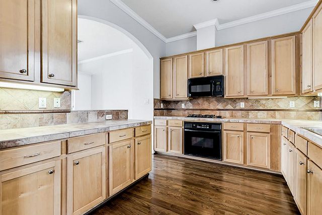 513 Leverkuhn Street, Houston, TX 77007