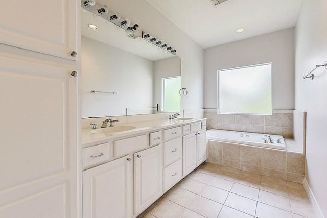 513 Leverkuhn Street, Houston, TX 77007