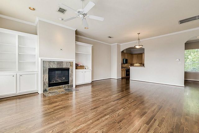 513 Leverkuhn Street, Houston, TX 77007