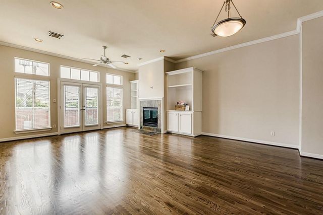 513 Leverkuhn Street, Houston, TX 77007