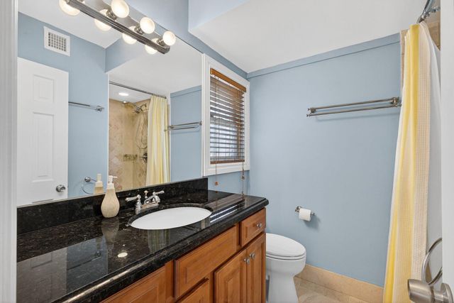 129 S Golfview Road 7, Lake Worth Beach, FL 33460