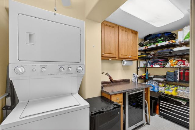 129 S Golfview Road 7, Lake Worth Beach, FL 33460