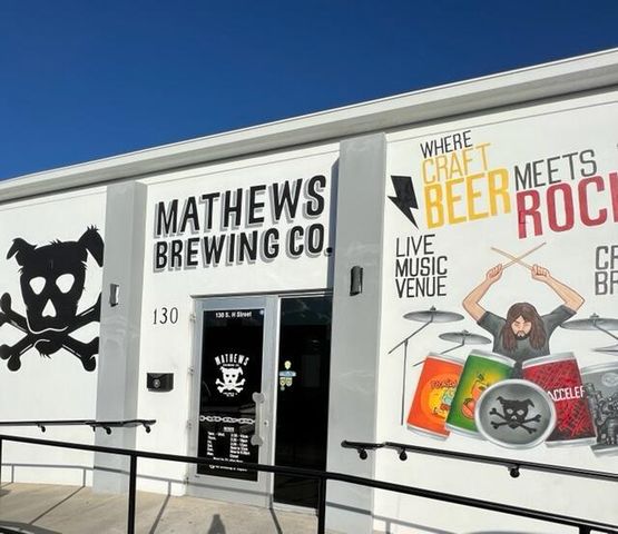 129 S Golfview Road 7, Lake Worth Beach, FL 33460