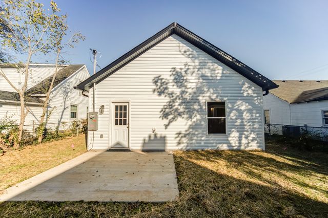 660 Virginia Ave, Gallatin, TN 37066