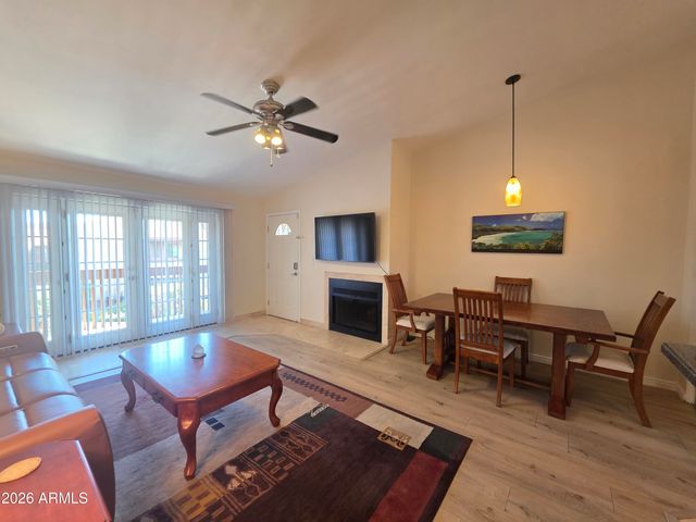 14203 N 19TH Avenue 2013, Phoenix, AZ 85023