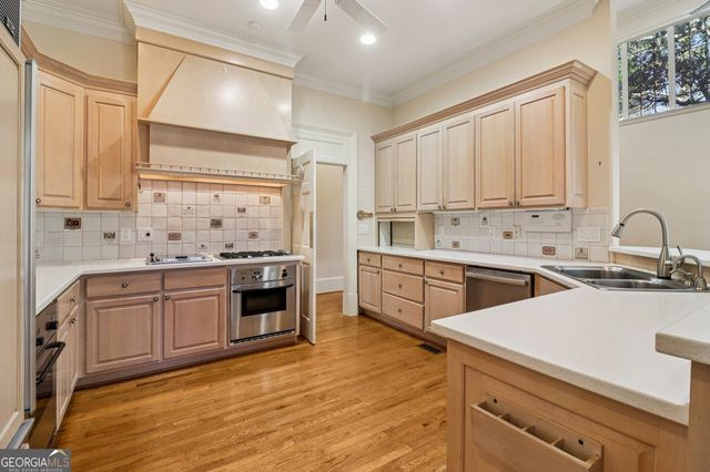 1020 Ven Villa Road, Marietta, GA 30062