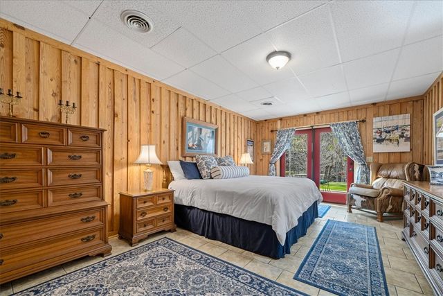 109 CAROLINA Cove, Seneca, SC 29672