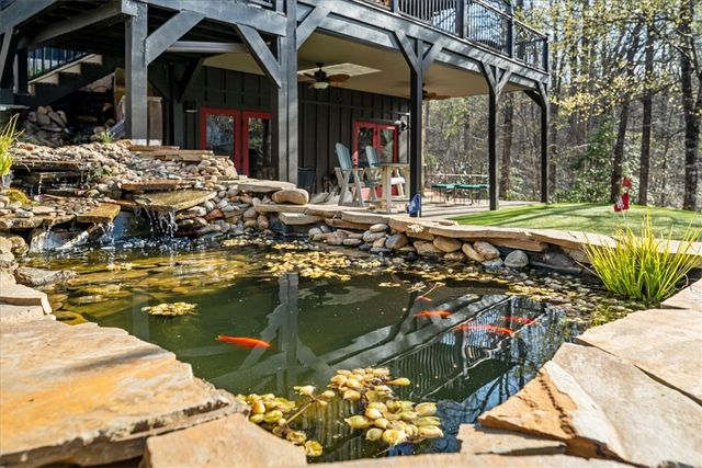 109 CAROLINA Cove, Seneca, SC 29672